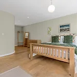Art Deco Villa 10Mins From Oxford Train Staion